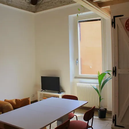 Epirhome, Tra Colosseo E Porta Santa Appartement