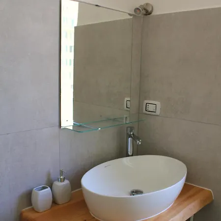 Epirhome, Tra Colosseo E Porta Santa Appartement