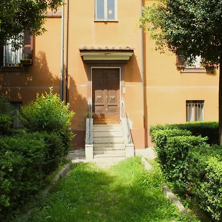 Epirhome, Tra Colosseo E Porta Santa * Rome